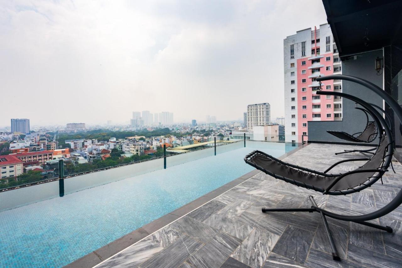 Cozrum Lux - The Arrivals Hotel Ho Chi Minh City Exterior photo