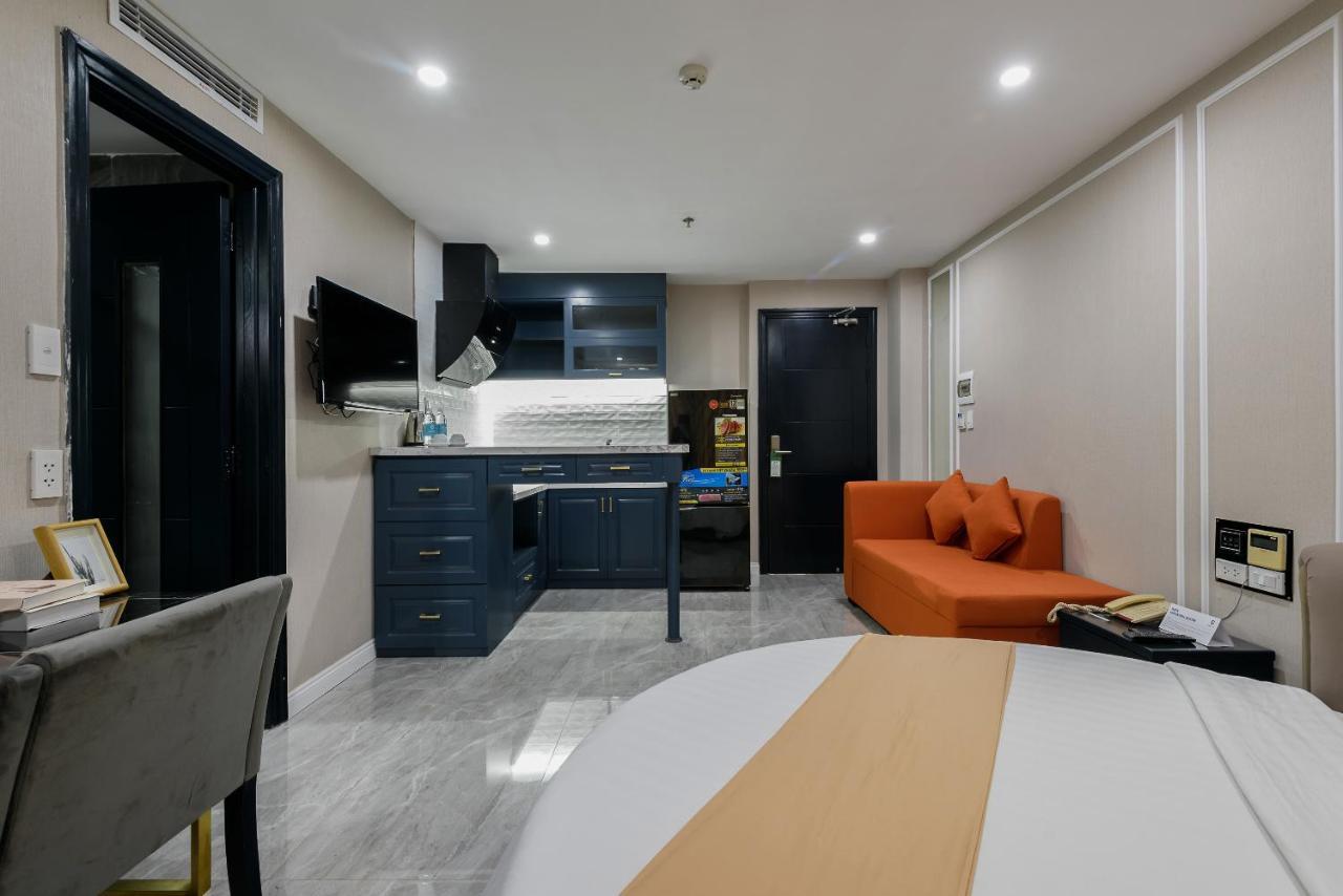 Cozrum Lux - The Arrivals Hotel Ho Chi Minh City Exterior photo
