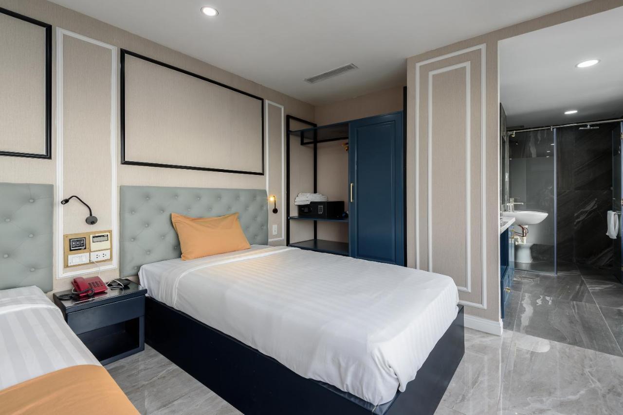 Cozrum Lux - The Arrivals Hotel Ho Chi Minh City Exterior photo