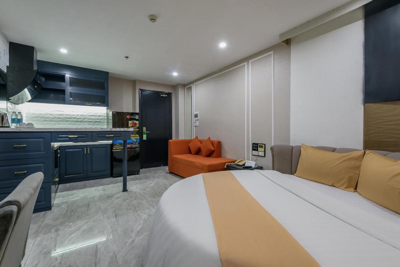 Cozrum Lux - The Arrivals Hotel Ho Chi Minh City Exterior photo